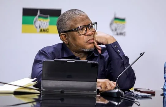 HOGARTH | When elections are child’s play