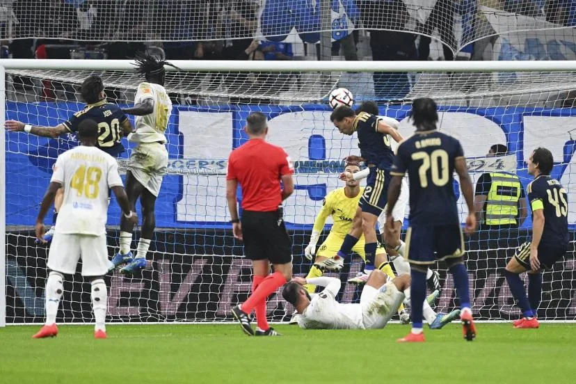« Beaucoup de choses à corriger » : dominé sur coups de pied arrêtés, l'OM veut rendre les coups