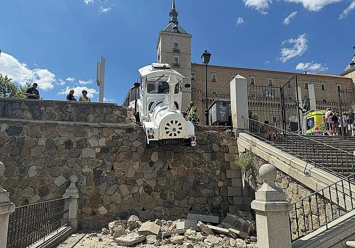 Toledo investiga por qué el tren turístico se puso en marcha sin conductor y arrolló a un turista