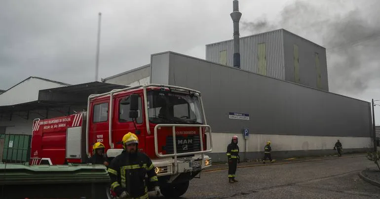 Incêndio em Alcácer do Sal mobiliza 31 operacionais
