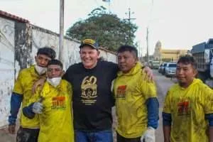 Los «topos» de la Alcaldía de Maracaibo son insustituibles para limpiar cañadas obstruidas