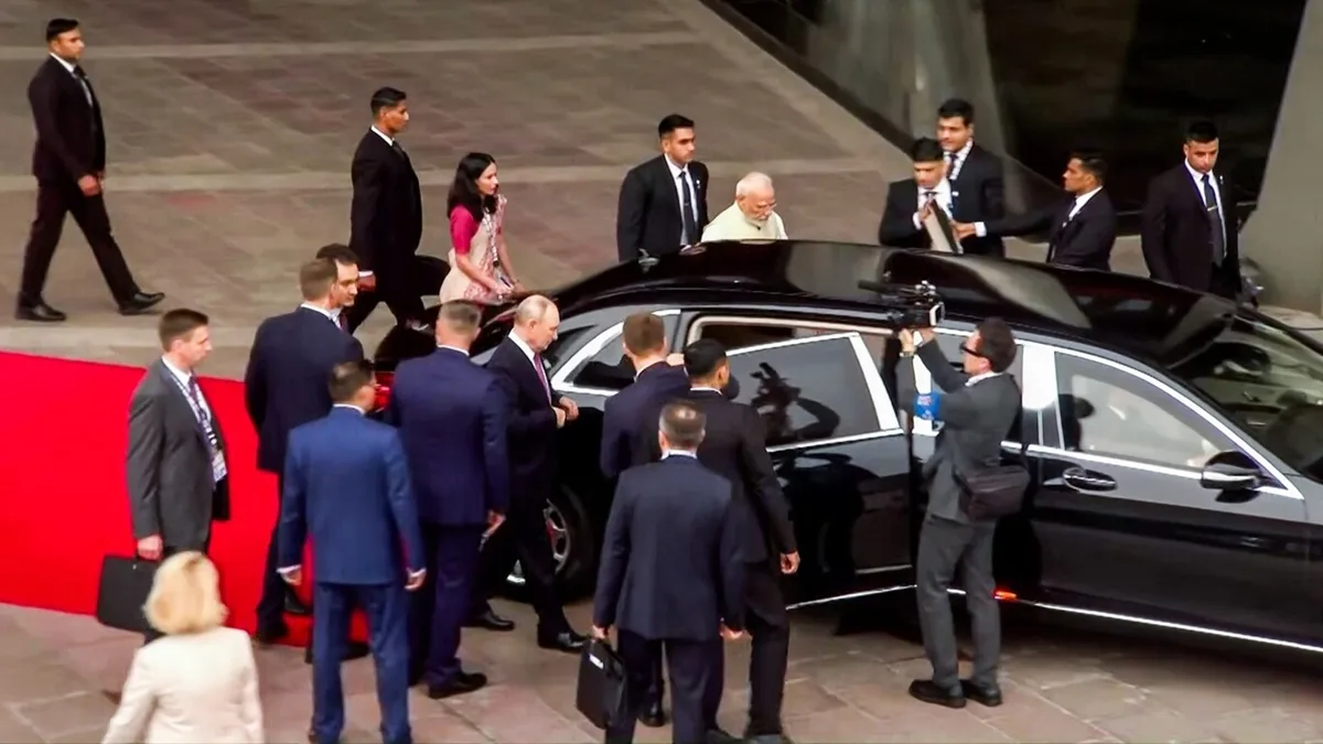 PM Modi, Putin share car ride to Bharat Mandapam after bilateral meeting | Watch