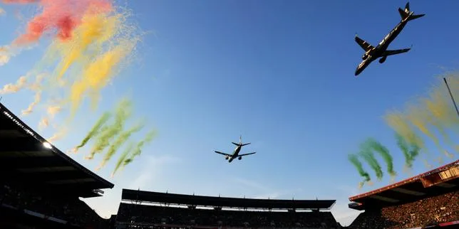 En Afrique du Sud, le survol d’un stade par des avions de ligne avant un match de rugby annulé à la suite d’une polémique
