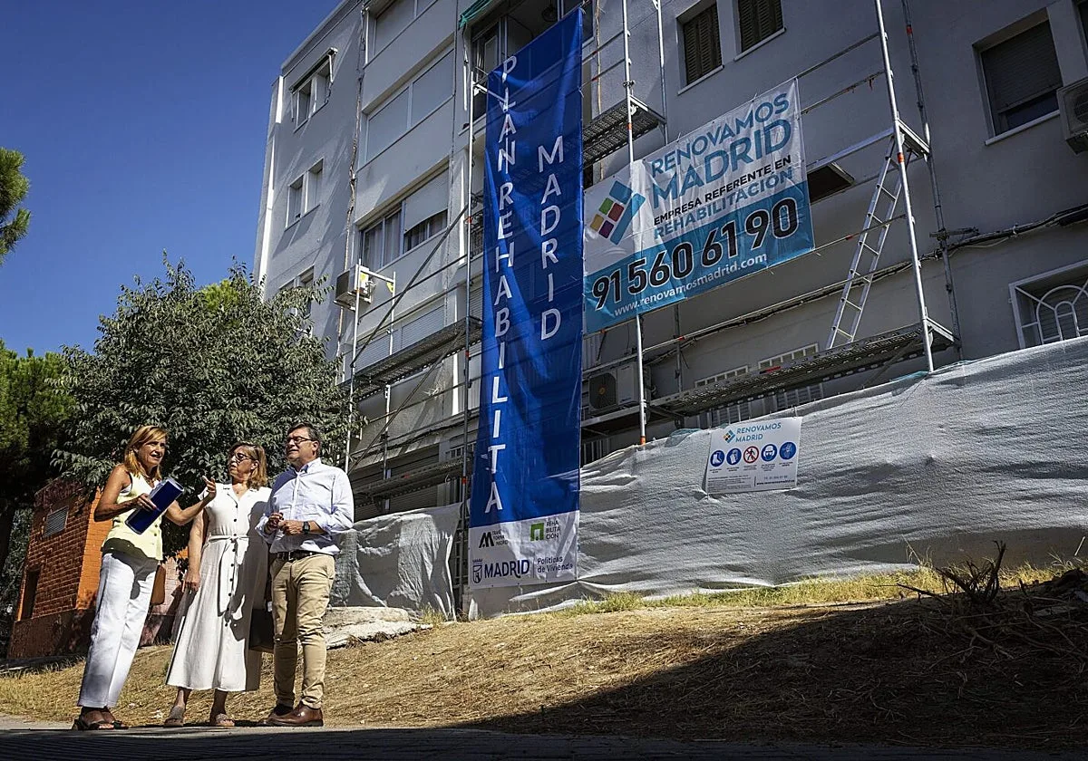 Madrid rehabilita 3.050 viviendas en Moratalaz y beneficia a más de 7.600 vecinos