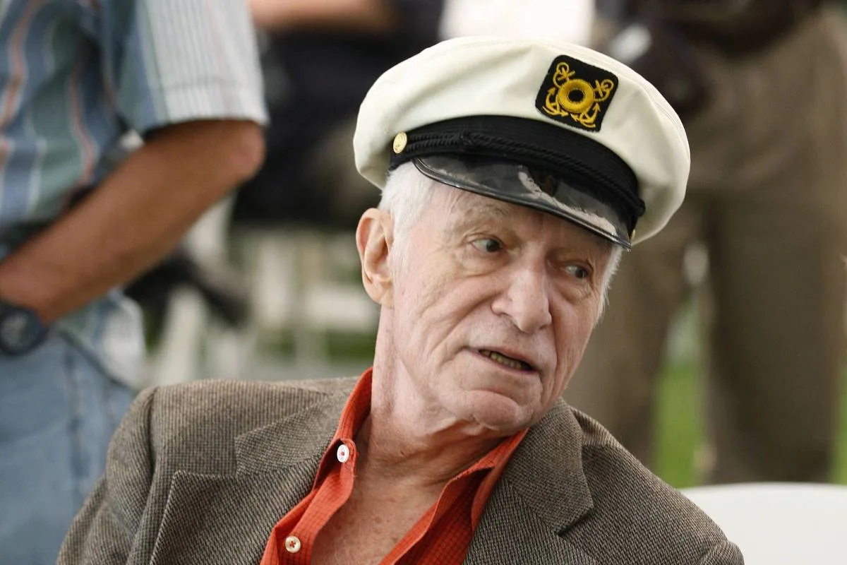 Hugh Hefner, fundador da Playboy, denunciou Epstein ao FBI em 2005