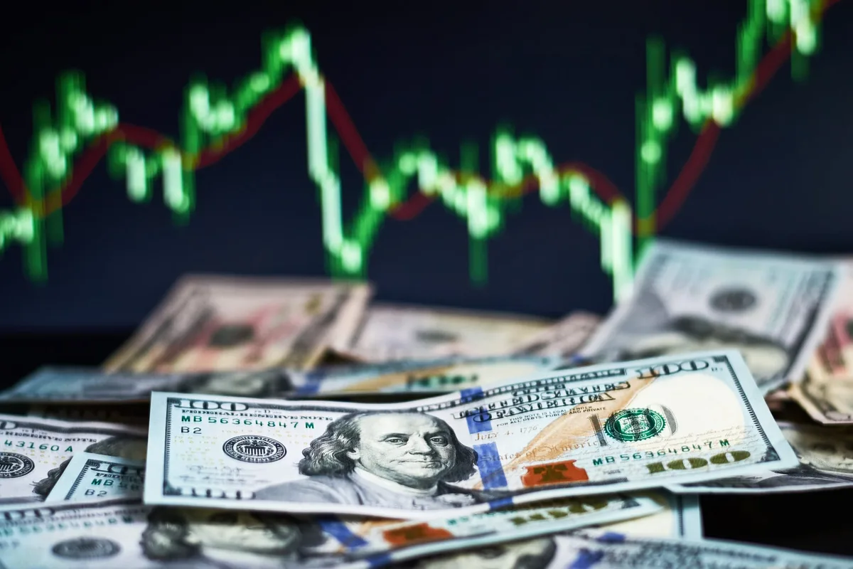 El dólar mayorista sigue arriba de los $1500: los motivos y las expectativas del mercado