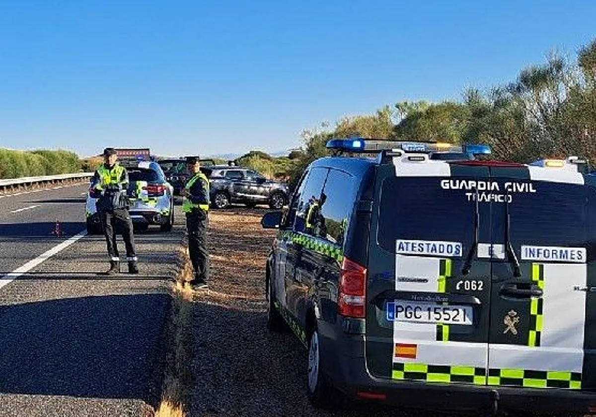 Investigado un padre cuyo hijo de siete años conducía una mini moto sin licencia