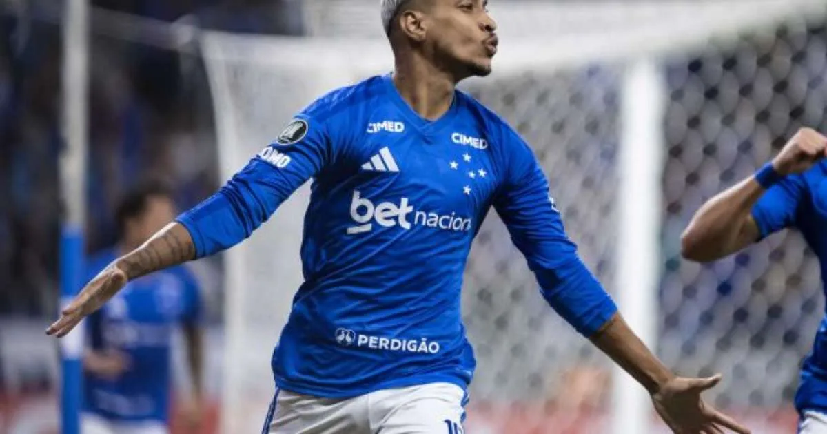 Matheus Pereira menciona "resposta" após gol da vitória do Cruzeiro