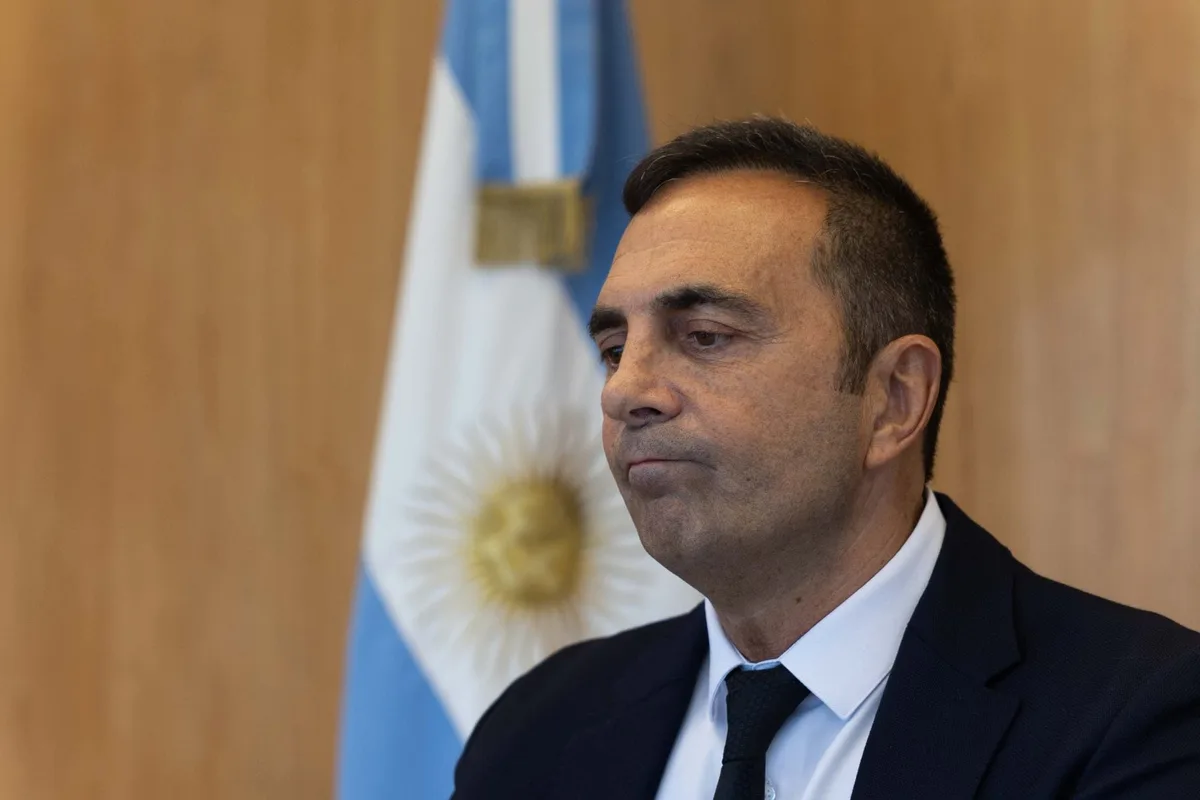 El Gobierno quiere poner un piso a los salarios, pero casi nadie está por debajo