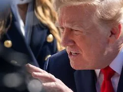 "Wir werden sowieso sterben": Trump fliegt seine Wählerbasis um die Ohren