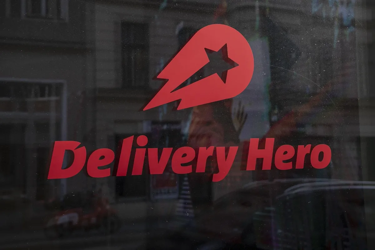 Delivery Hero anuncia que su CEO, Niklas Östberg, continuará en el cargo, pese a anunciar su salida en mayo