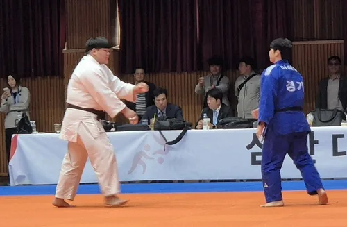 [전국체전] 세계를 메친 유도 이현지, +78㎏급 가볍게 우승…9초 만에 한판