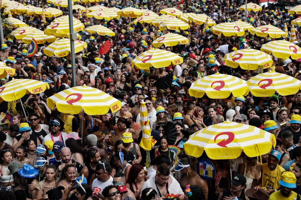 Prefeitura cria comitê para organizar Carnaval de Rua de 2027