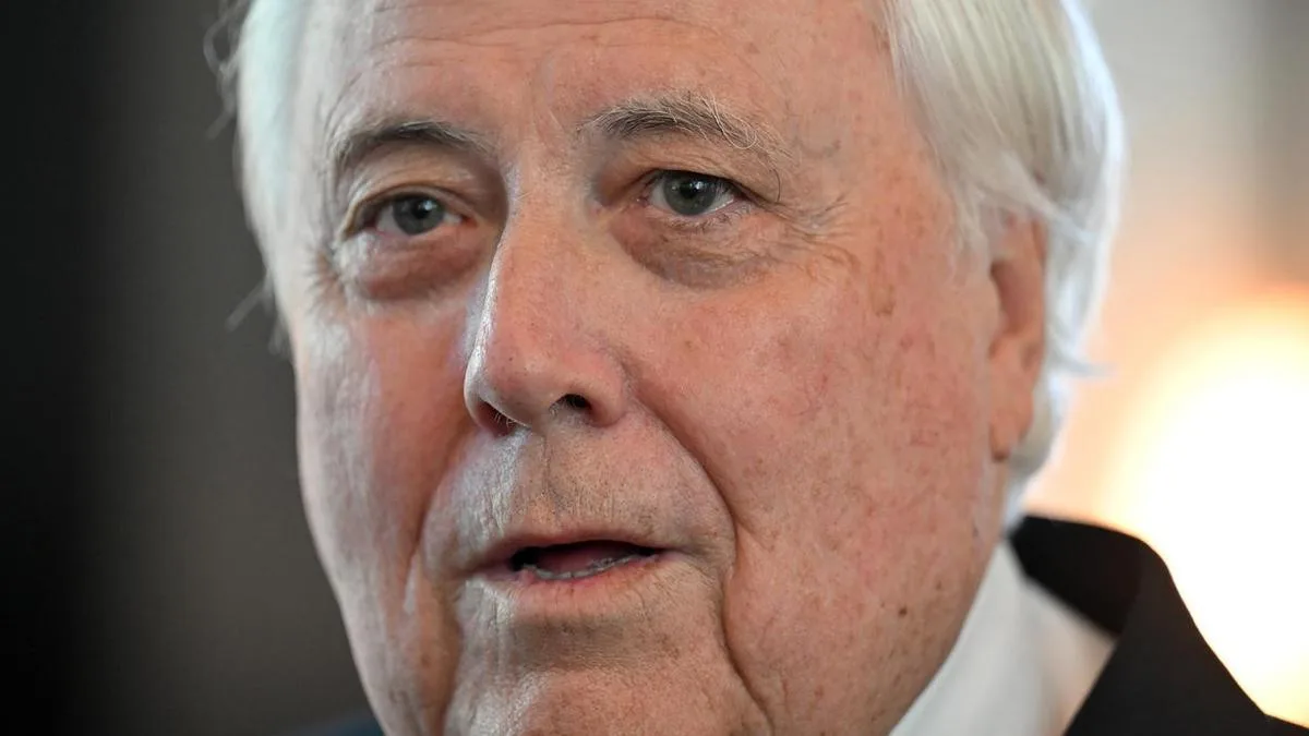 Palmer seeks real estate in claim lawyer stole millions