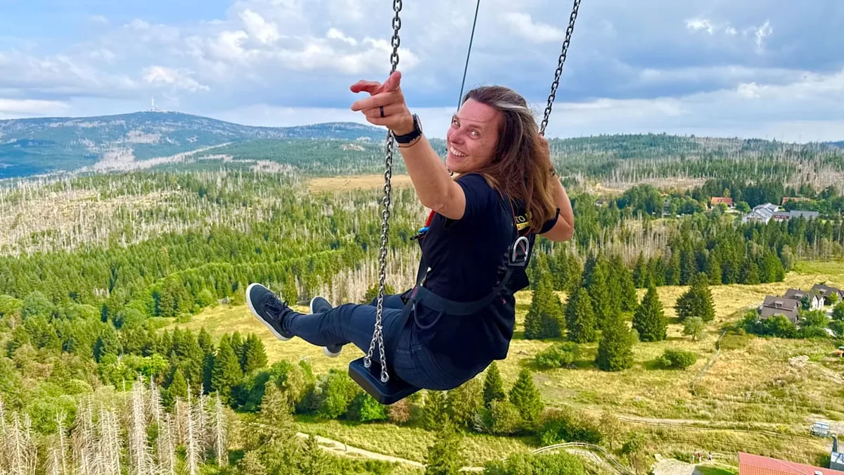 Kurz nach schlimmem Ereignis - Spektakuläre neue Schaukel auf Harzturm eröffnet