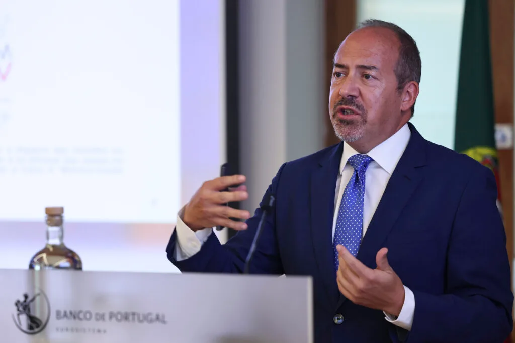 Governador: “O sistema financeiro está mais forte e resiliente mas a resiliência não pode ser dada como garantida”