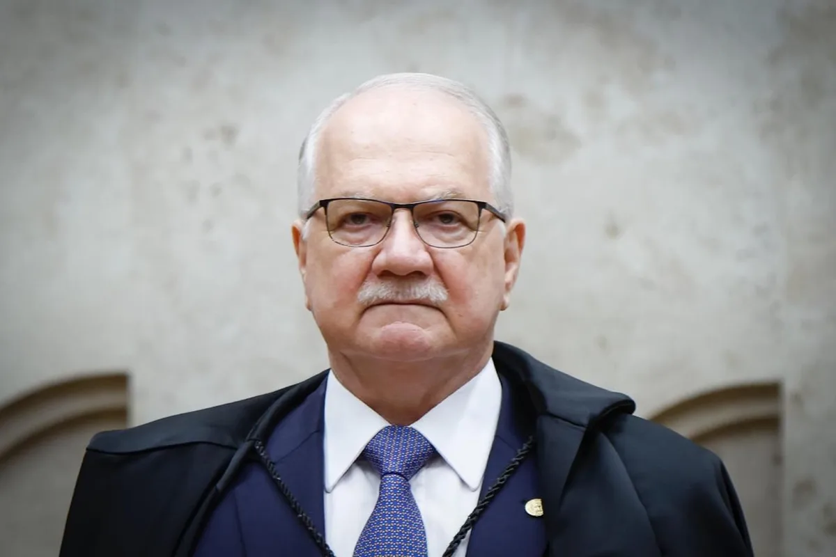 Fachin pede para Mendonça levantar sigilo sobre pagamentos do Master