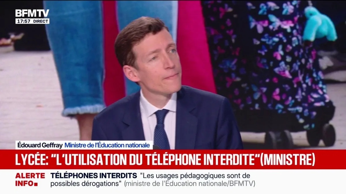 Interdiction des réseaux sociaux aux moins de 15 ans: "C'est un enjeu d'intérêt général", affirme Édouard Geffray, ministre de l'Éducation nationale