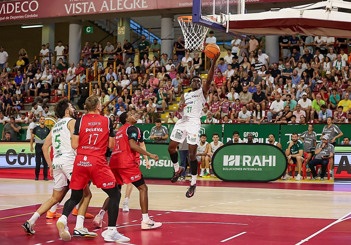 El Cajasol Coto Córdoba arranca con derrota la Copa Andalucía con una exigente prueba ante el Covirán Granada (86-66)