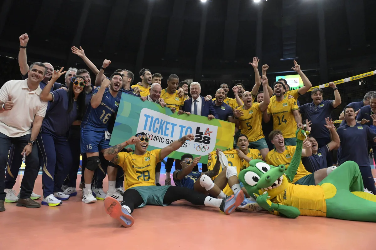 Seleção masculina de vôlei bate Argentina e ganha vaga nos Jogos Olímpicos