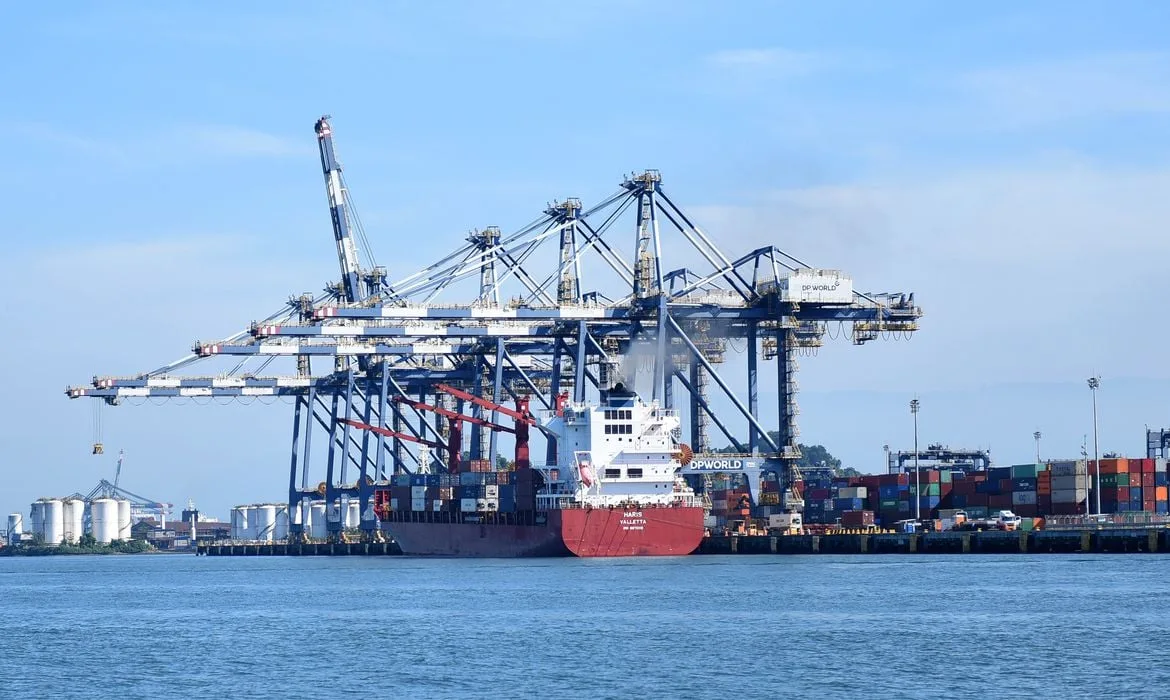 Movimentação no Porto de Santos tem alta de 3,6% de janeiro a julho
