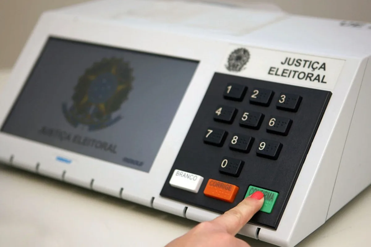 Eleições 2026: Mais de 100 municípios da PB devem ter transporte gratuito do TRE para eleitores com dificuldade de locomoção