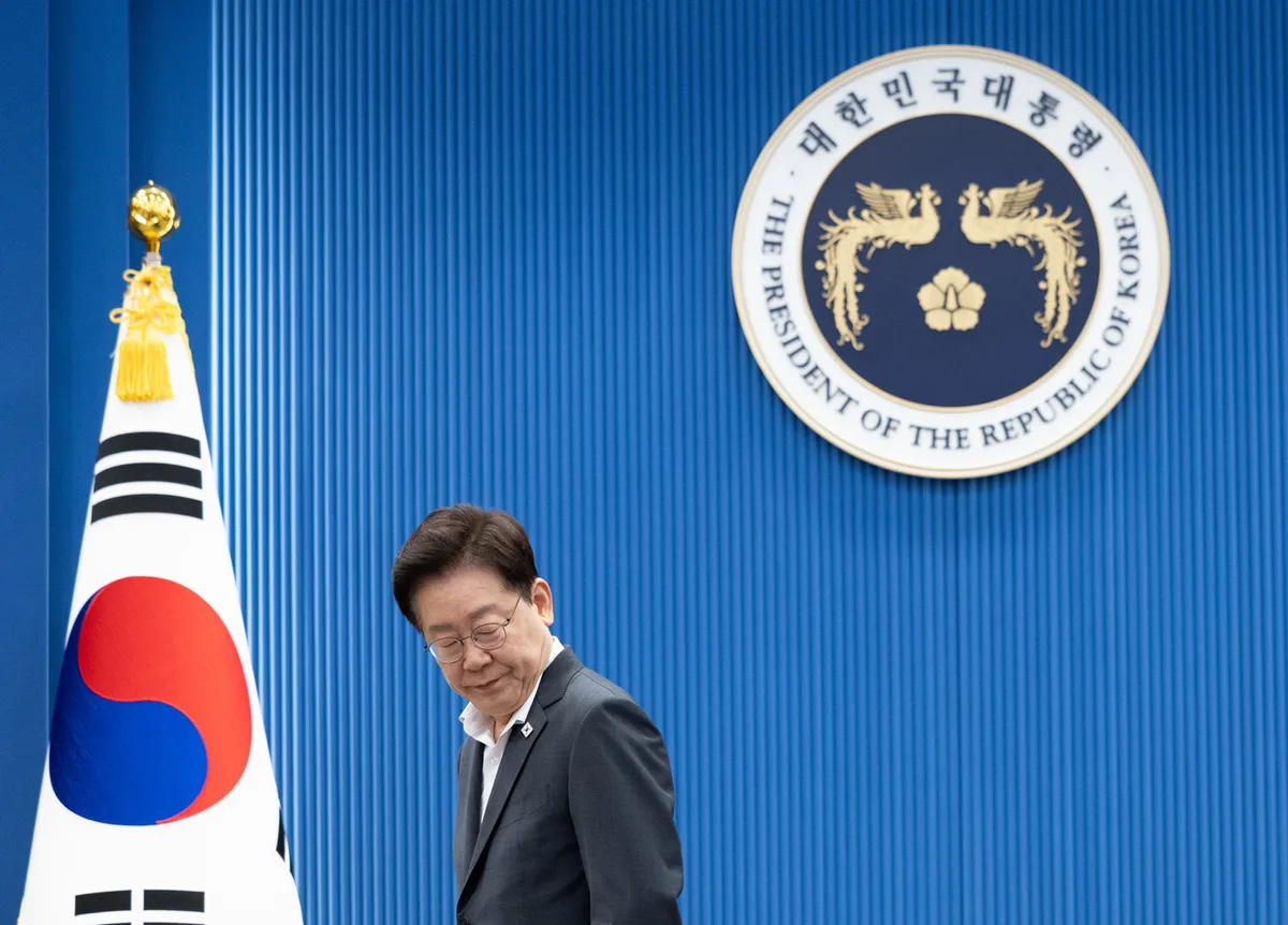 [정치 인사이드] ‘北美 패싱’ 논란에도 靑 ‘로 키’ 대응하는 이유