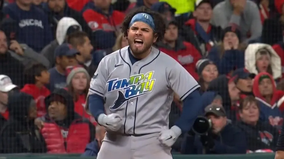 Aranda’s base hit keys multiple Rays runs after DeLauter’s misplay