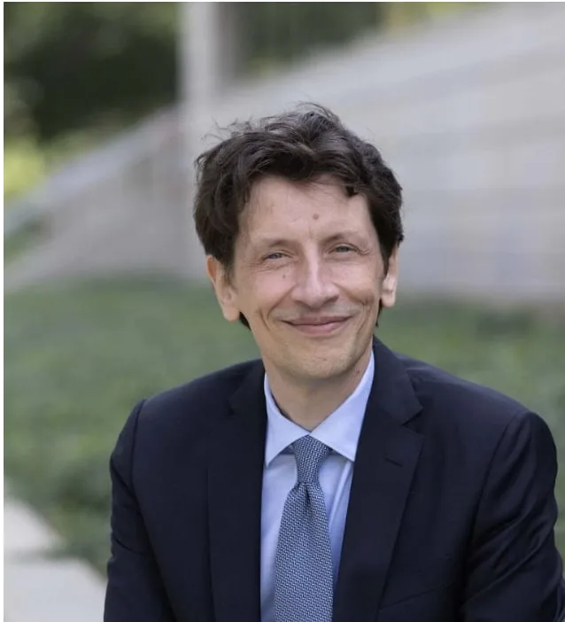 "La France souffre d'un problème chronique" : l'alerte du théoricien de la crise de la dette