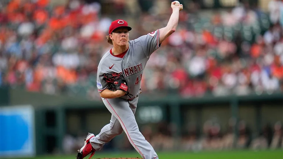Cincinnati Reds look to steal rubber match from Arizona Diamondbacks amid Ketel Marte absence