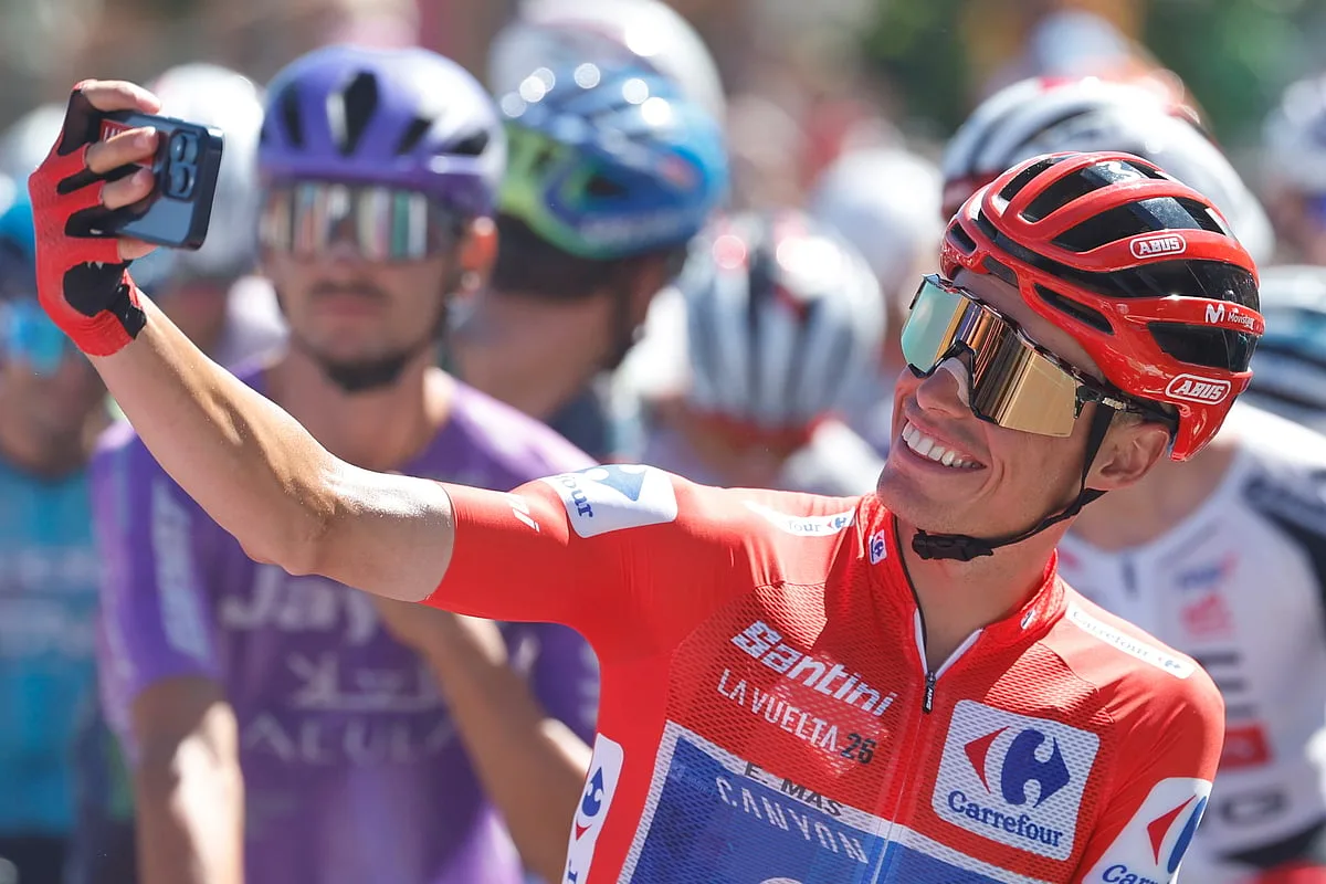 Vuelta: Mikel Landa vence na 20.ª etapa e Enric Mas ‘carimba’ triunfo na geral