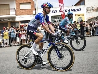 Vuelta 2026. Après la chute et l’abandon de Pogacar, qui est le grand favori pour remporter le Tour d’Espagne ?