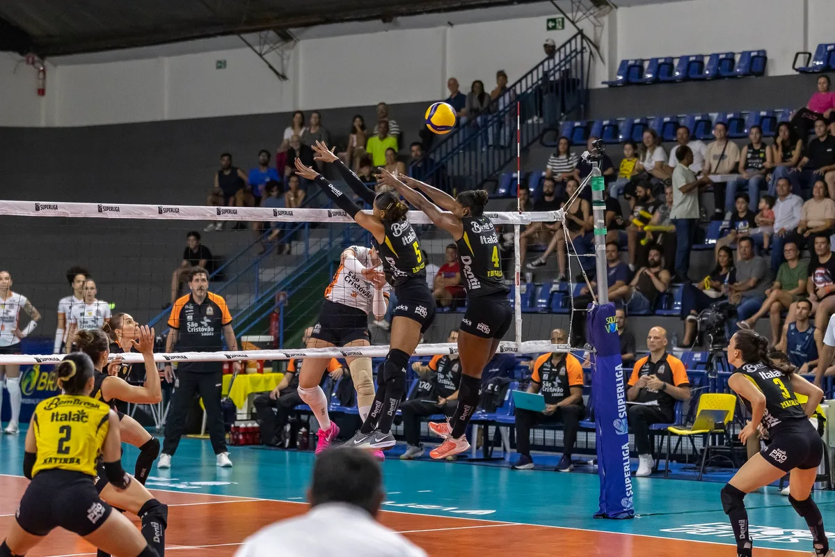 CBV confirma Supercopa Feminina entre Praia Clube e Osasco em São Luís