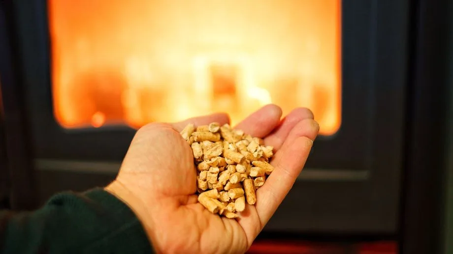 Bois, granulés, fioul : nos astuces pour réduire votre budget chauffage