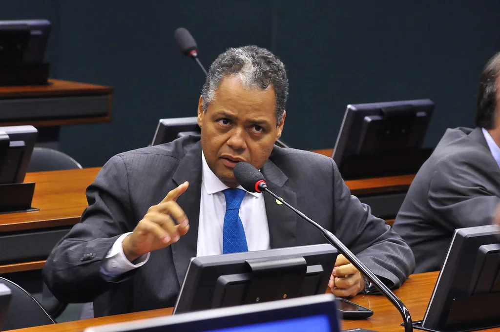 Antônio Brito é reconduzido à liderança do PSD na Câmara pelo 7º ano