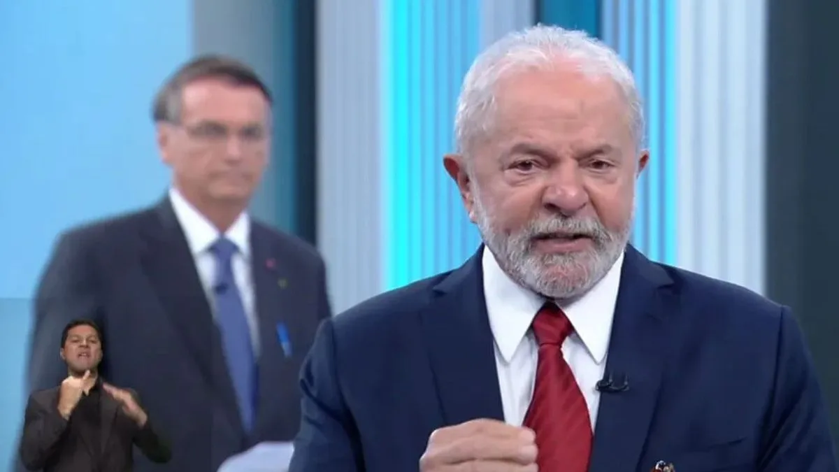 Lula decide enfrentar Flávio Bolsonaro cara a cara na TV após fugir dos debates no 1º turno