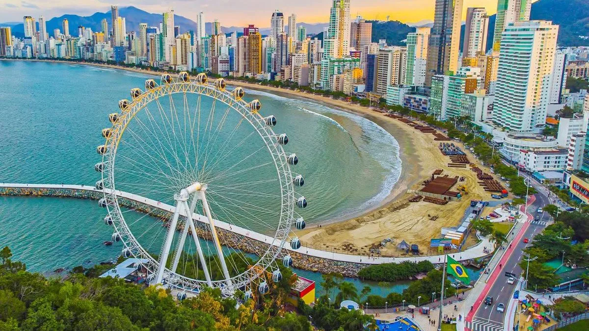 Imóveis acima de 125 m² sobem 16,9% e chegam a R$ 5,36 milhões em Balneário Camboriú