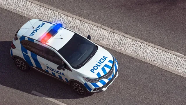 Homem baleado durante festa "com cerca de 50 pessoas" em Lisboa
