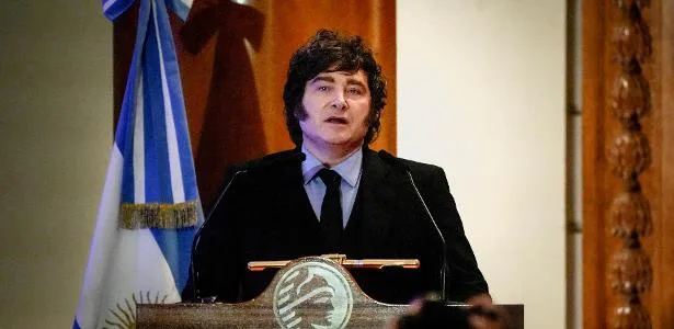 Milei negou oportunismo eleitoral sobre Malvinas: 'Estupidez maiúscula'