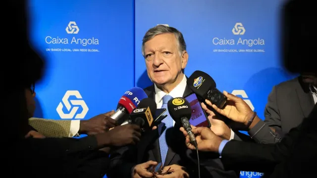 Paz entre Ucrânia e Rússia? "Não vejo, no futuro previsível, um acordo"