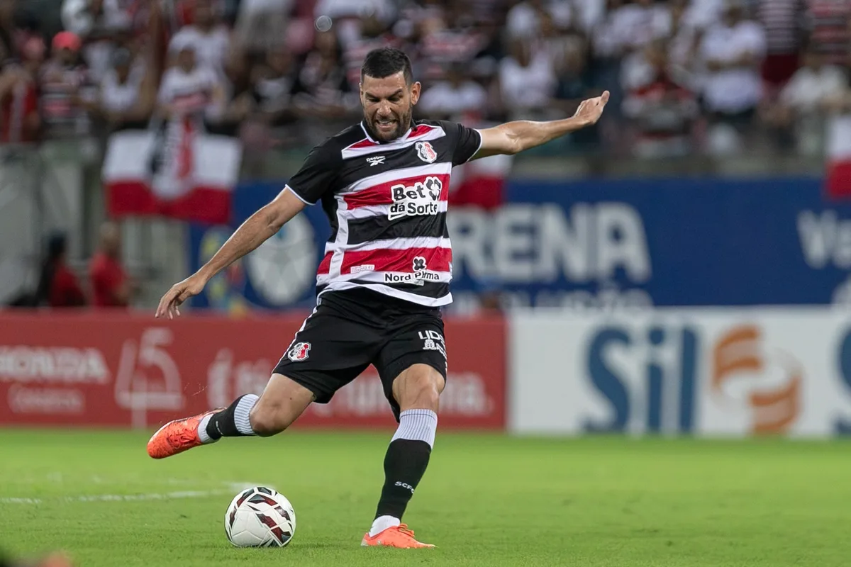 William Alves adota discurso de união antes de decisão do Santa Cruz: "Elenco e torcida juntos"