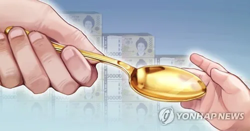 "성인도 벌기 힘든 돈인데"…'억대 연봉' 받는 미성년 사장 21명