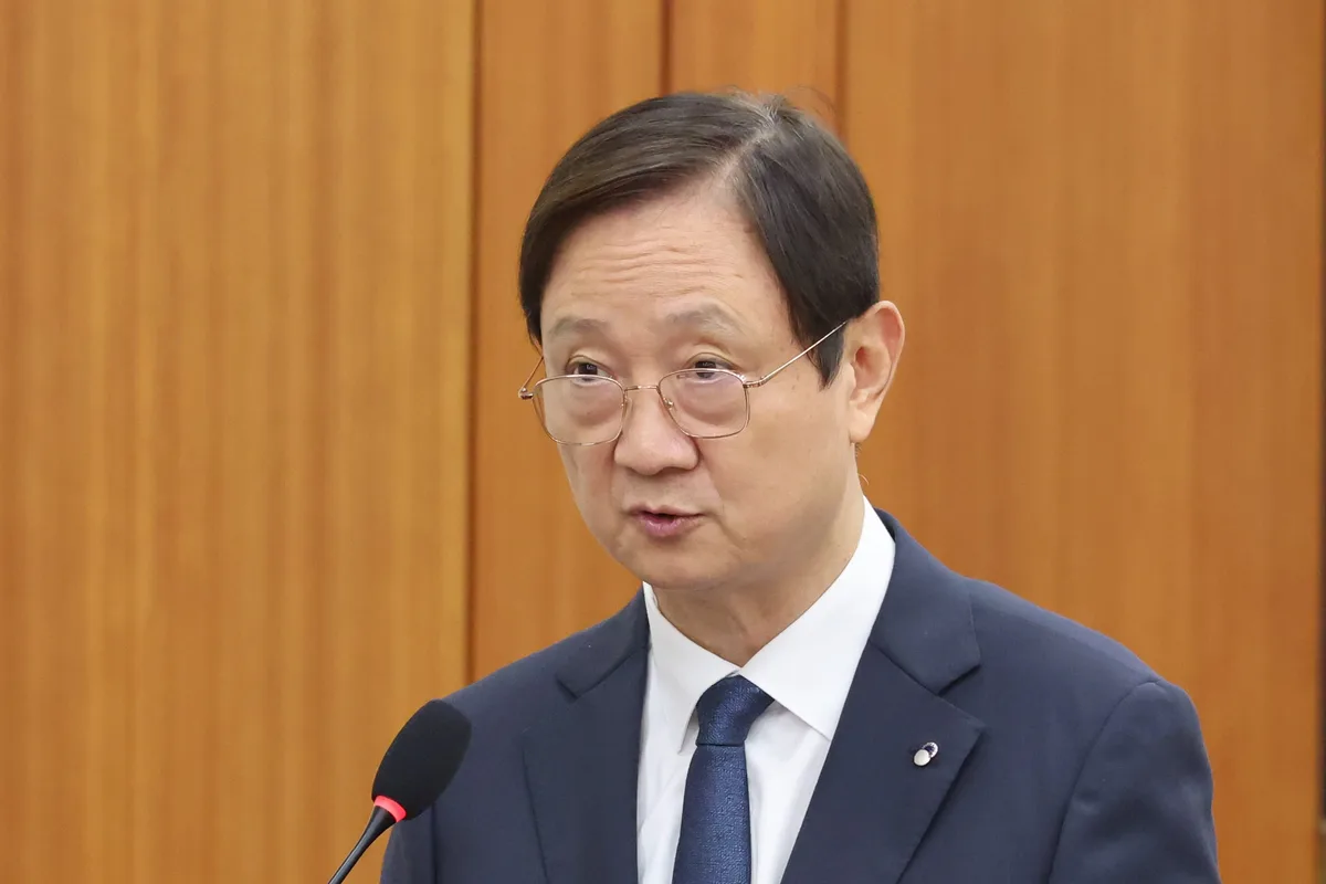 KB 회장 교체 결정 직후 ‘CEO 승계’ 정조준한 이찬진…금융권 “은행장 등 연임 문턱 높아질 것”