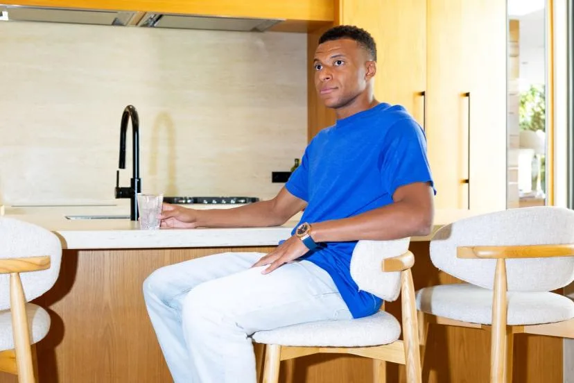 « On parlait de ce que disait Michel Platini, qu'on devait tout accepter. Ces choses-là, je ne les accepte pas » : pour Kylian Mbappé, pas question de se taire ou de laisser faire