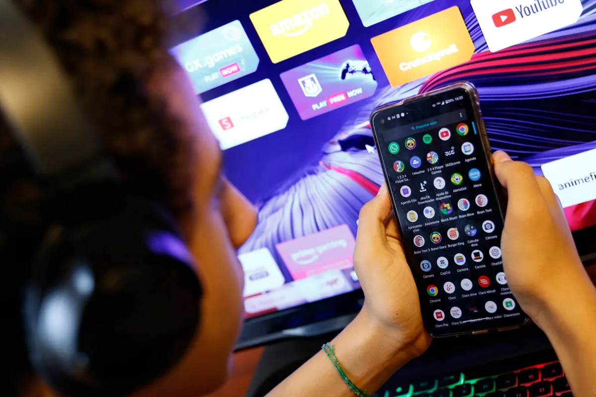 Nova lei fecha cerco a crimes sexuais contra crianças na internet