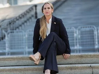 Arizona congressional candidate says she was raped trying to repair campaign sign