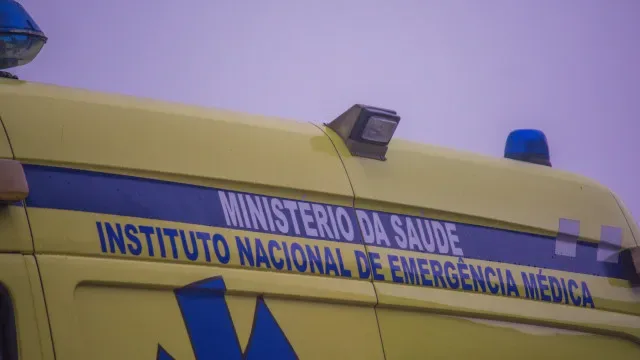 Homem de 70 anos morre em despiste de automóvel em Santiago do Cacém