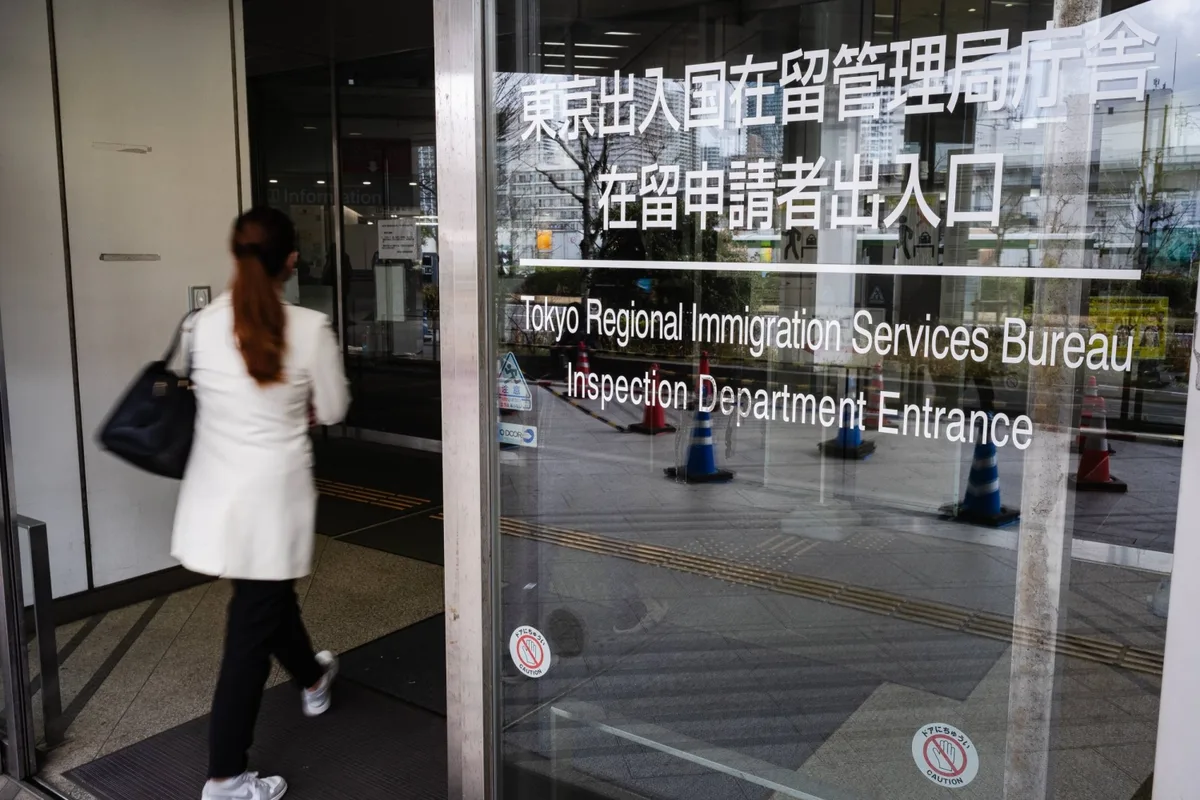 Nearly 1,000 business manager visa holders left Japan in first half of 2026