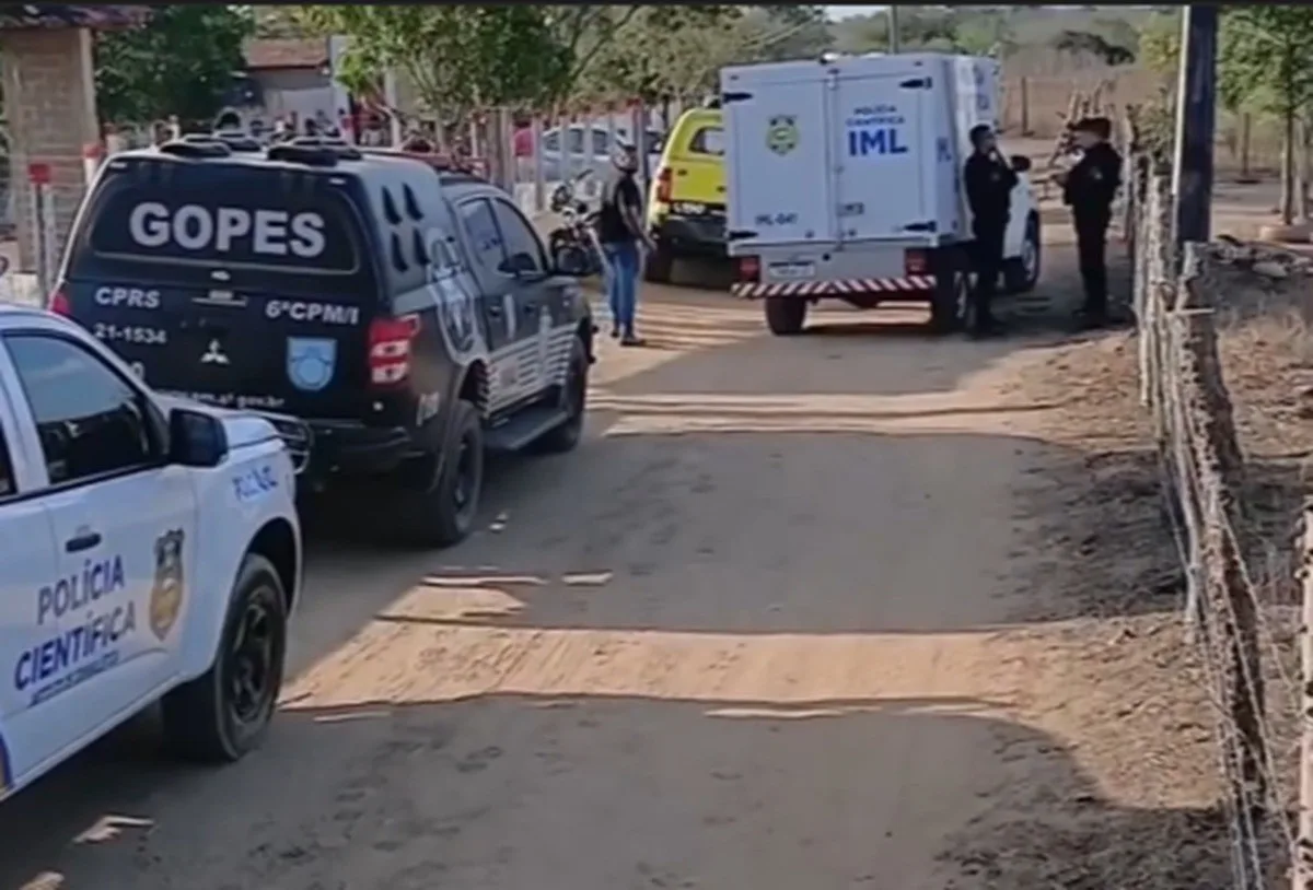 Criminosos matam produtor rural após fazerem motorista refém e invadirem casa no Sertão de AL