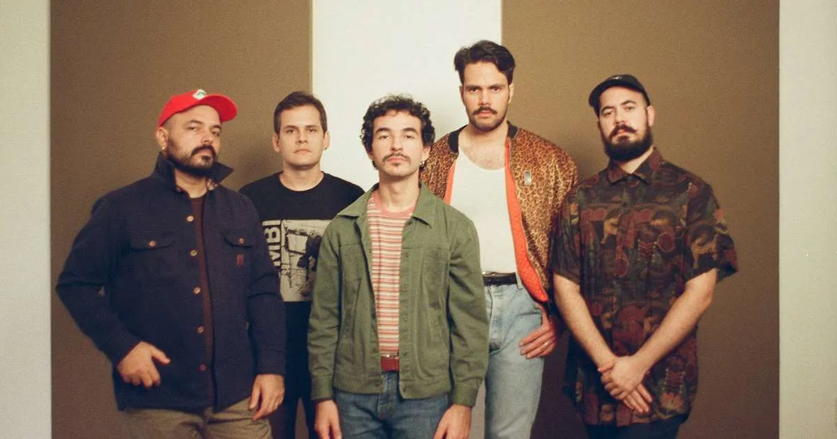 Papangu abre portal para os anos 1970 no prog e ambicioso 'Celestial'